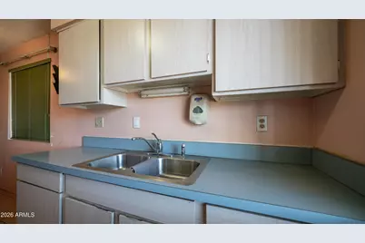 1951 E Marguerite Avenue, Phoenix, AZ 85040 - Photo 10
