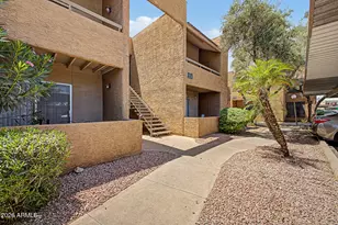 2625 E Indian School Rd, Phoenix, AZ 85016 - Photo 30