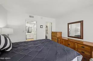 2625 E Indian School Rd, Phoenix, AZ 85016 - Photo 12