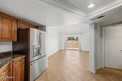 4122 W Calavar Road, Phoenix, AZ 85053 - Photo 12