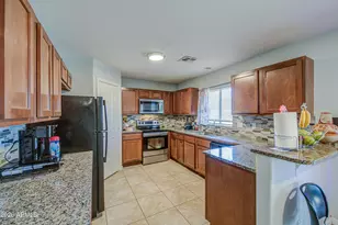 12441 W Scotts Dr, El Mirage, AZ 85335 - Photo 14