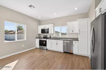739 S Central Avenue #2, Avondale, AZ 85323 - Photo 16