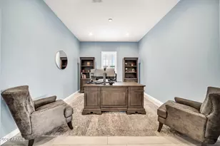 18003 N 66th Way, Phoenix, AZ 85054 - Photo 8