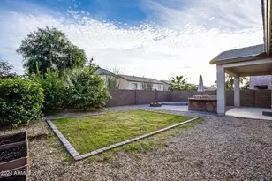 13419 W Citrus Ct, Litchfield Park, AZ 85340 - Photo 16
