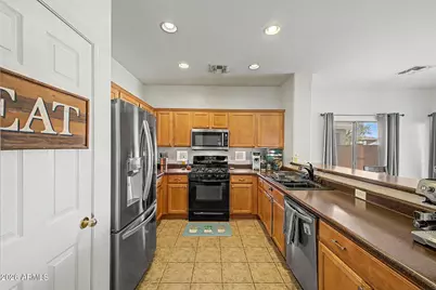 14912 N 138th Lane, Surprise, AZ 85379 - Photo 8
