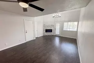 19820 N 13th Ave, Phoenix, AZ 85027 - Photo 8