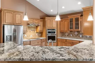 17269 N Coyote Lakes Pkwy, Surprise, AZ 85378 - Photo 36