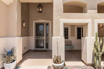 17269 N Coyote Lakes Parkway, Surprise, AZ 85378 - Photo 6