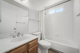 4649 E Cheyenne Dr, Phoenix, AZ 85044 - Photo 32