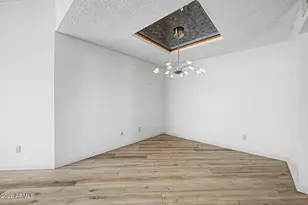 4649 E Cheyenne Dr, Phoenix, AZ 85044 - Photo 10