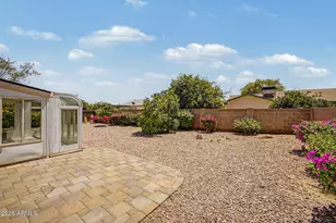 4649 E Cheyenne Dr, Phoenix, AZ 85044 - Photo 38