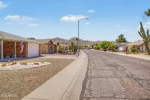 4649 E Cheyenne Dr, Phoenix, AZ 85044 - Photo 2