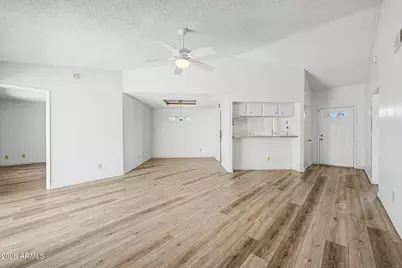 4649 E Cheyenne Drive, Phoenix, AZ 85044 - Photo 4