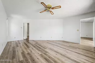 4649 E Cheyenne Dr, Phoenix, AZ 85044 - Photo 20