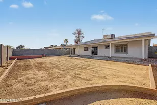 1455 W Mohawk Ln, Phoenix, AZ 85027 - Photo 24