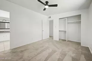 3601 E Laurel Ln, Phoenix, AZ 85028 - Photo 14