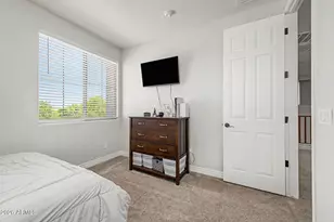 13642 S 176th Ave, Goodyear, AZ 85338 - Photo 30