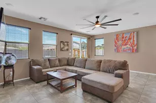 2307 W Desert Ln, Phoenix, AZ 85041 - Photo 26