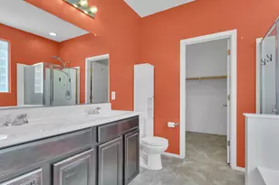 2307 W Desert Ln, Phoenix, AZ 85041 - Photo 36