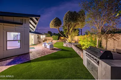 8407 E Rancho Vista Drive, Scottsdale, AZ 85251 - Photo 8