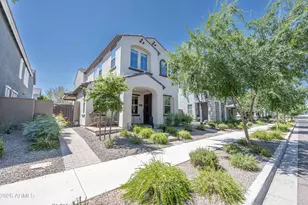 2037 W Kinfield Trail, Phoenix, AZ 85085 - Photo 2