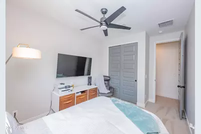 2037 W Kinfield Trail, Phoenix, AZ 85085 - Photo 36