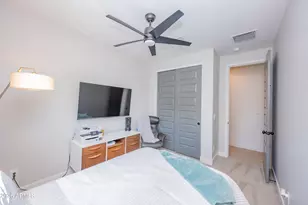 2037 W Kinfield Trail, Phoenix, AZ 85085 - Photo 36