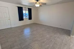 1711 S Hardy Dr, Tempe, AZ 85281 - Photo 4