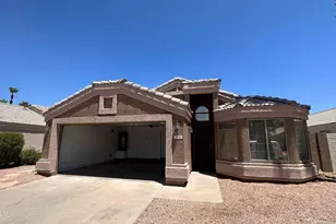 1616 W Kesler Ln, Chandler, AZ 85224 - Photo 2