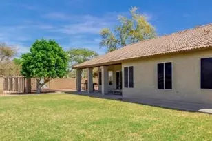 360 S Pineview Dr, Chandler, AZ 85226 - Photo 1