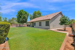 360 S Pineview Dr, Chandler, AZ 85226 - Photo 28