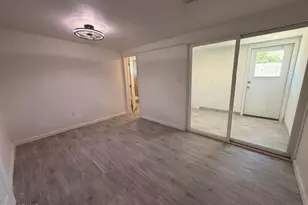 6944 W Verde Ln, Phoenix, AZ 85033 - Photo 10