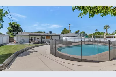 828 E Myrtle Avenue, Phoenix, AZ 85020 - Photo 24