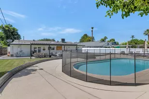 828 E Myrtle Ave, Phoenix, AZ 85020 - Photo 24