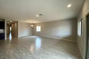 976 E White Wing Dr, Casa Grande, AZ 85122 - Photo 4