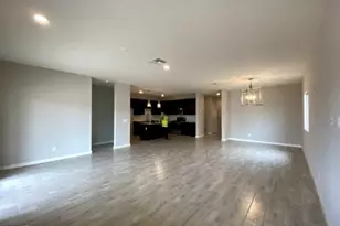 976 E White Wing Dr, Casa Grande, AZ 85122 - Photo 2