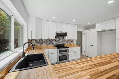 814 E Chilton Drive, Tempe, AZ 85283 - Photo 22