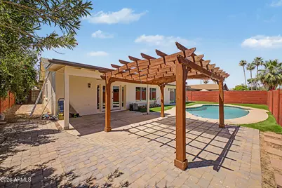 814 E Chilton Drive, Tempe, AZ 85283 - Photo 42