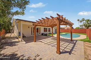 814 E Chilton Dr, Tempe, AZ 85283 - Photo 42