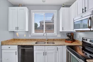 18150 W Elm St, Surprise, AZ 85388 - Photo 22