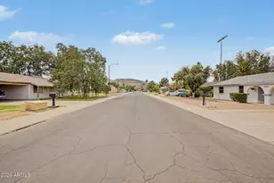 13832 N 17th Ave Ave, Phoenix, AZ 85023 - Photo 6