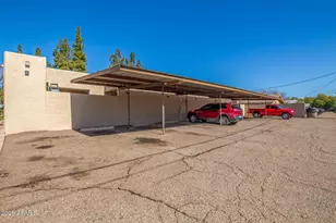 949 S McClintock Dr, Tempe, AZ 85281 - Photo 26