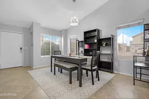 724 E Kesler Ln, Chandler, AZ 85225 - Photo 16