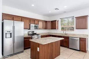 4317 E Folgers Rd, Phoenix, AZ 85050 - Photo 10