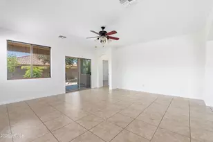 4317 E Folgers Rd, Phoenix, AZ 85050 - Photo 6