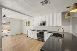 12637 N 31st St, Phoenix, AZ 85032 - Photo 16