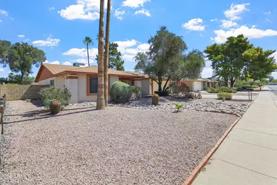 4436 E Ludlow Drive, Phoenix, AZ 85032 - Photo 2