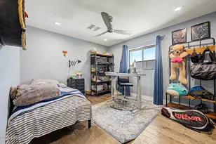 14350 N Medinan Dr, Phoenix, AZ 85022 - Photo 22