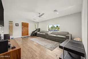 14350 N Medinan Dr, Phoenix, AZ 85022 - Photo 8
