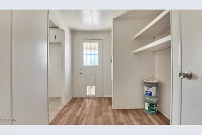39805 N New River Road, Phoenix, AZ 85086 - Photo 14